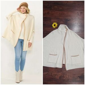 LC Lauren Conrad Solid Knit Riding Cape ✨️